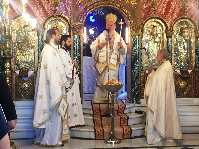 Θεία λειτουργία από τον Μητροπολίτη Χαλκίδας στο πυρόπληκτο Κοντοδεσπότη