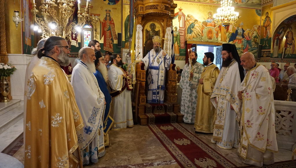 Ύμνος στις “ευσεβείς μητέρες” από τον Πατρών Χρυσόστομο