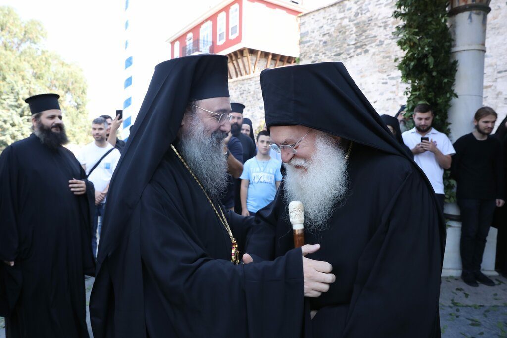 Στην Ι.Μ. Βατοπαιδίου  ο Μητροπολίτης Πατρών Χρυσόστομος