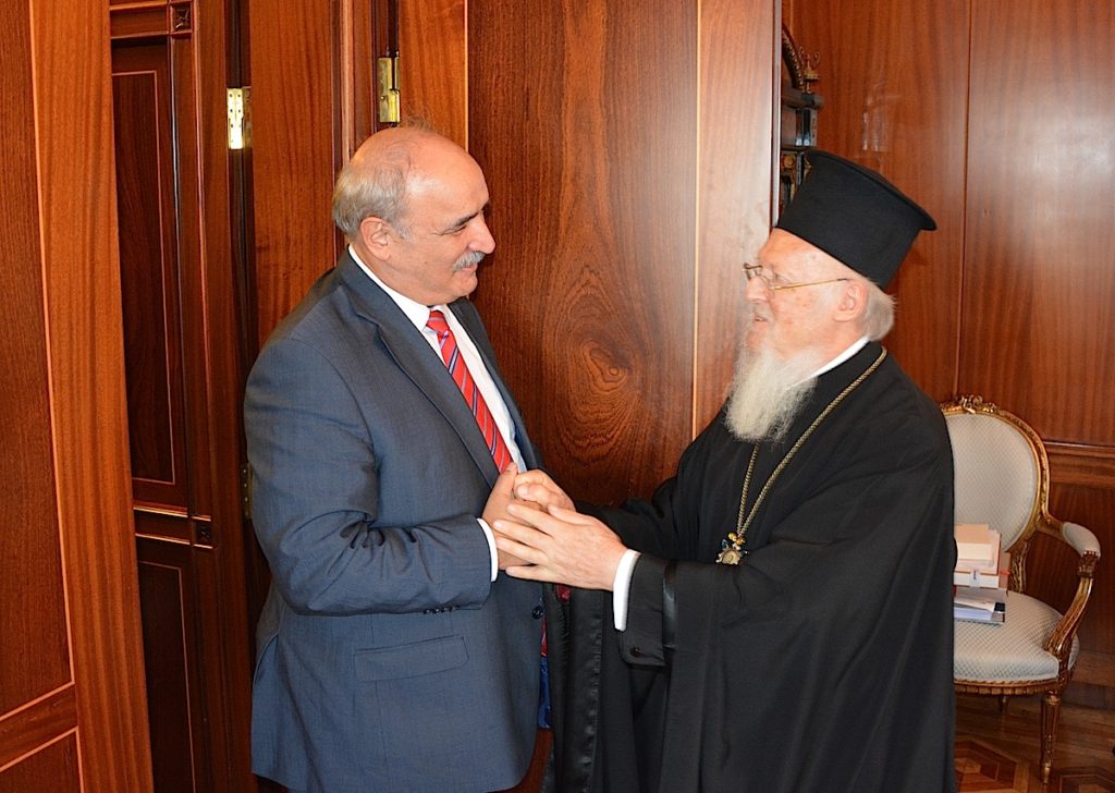 Σε θερμό κλίμα η συνάντηση του Υφυπουργού Εξωτερικών με τον Οικουμενικό Πατριάρχη