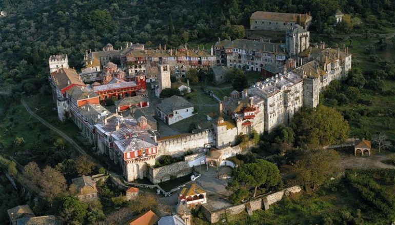 Ευχαριστίες της Μητρόπολης Καλαβρύτων προς τη Μονή Βατοπαιδίου για την αποστολή τροφίμων