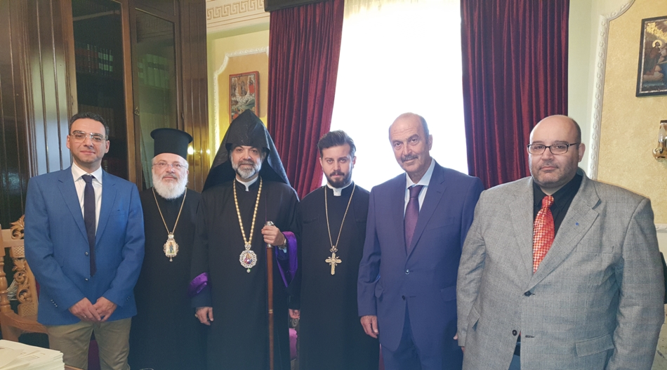 Συνάντηση του Διδυμοτείχου Δαμασκηνού με τον Μητρ. εν Ελλάδι Αρμενίων