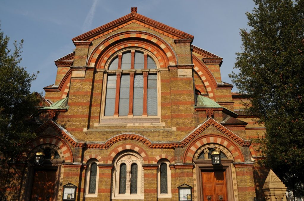 Θεία Εξομολόγηση στο Λονδίνο