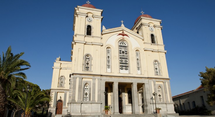 Τριετές μνημόσυνο του αοιδίμου Μητρ. Νεκταρίου στη Νεάπολη Κρήτης