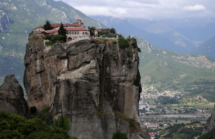 Διήμερη εκδρομή στα Μετέωρα για ενορία της Μητρόπολης Ιλίου