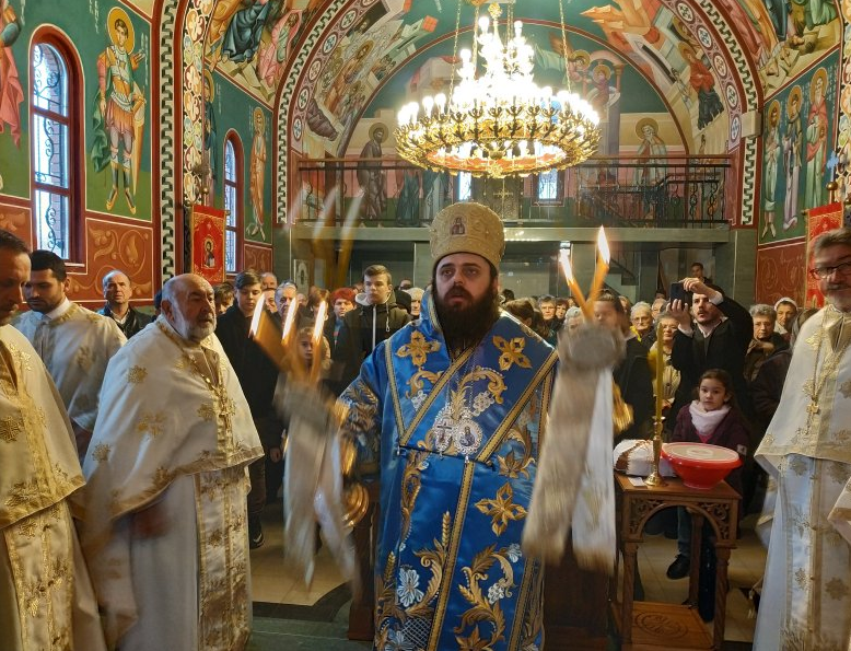 Слава храма Светог Стефана Дечанског у Борову Насељу