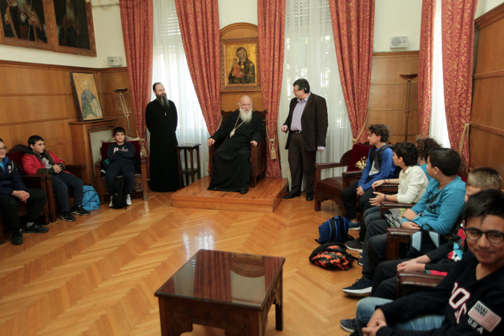 Με μαθητές από την Κόρινθο συναντήθηκε ο Αρχ. Αθηνών