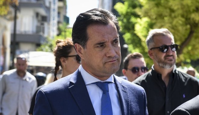 “Η Νέα Δημοκρατία θα επαναφέρει τους ιερείς στο Δημόσιο”