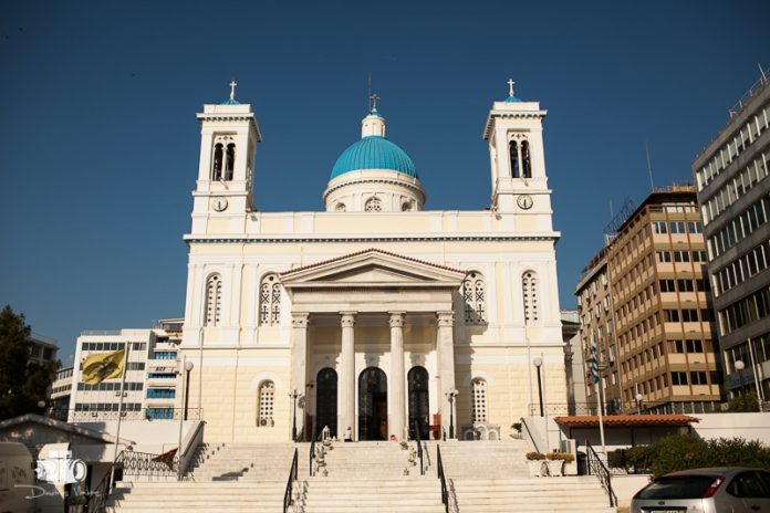 Έρχεται στον Πειραιά η Παναγία Δαμάστα