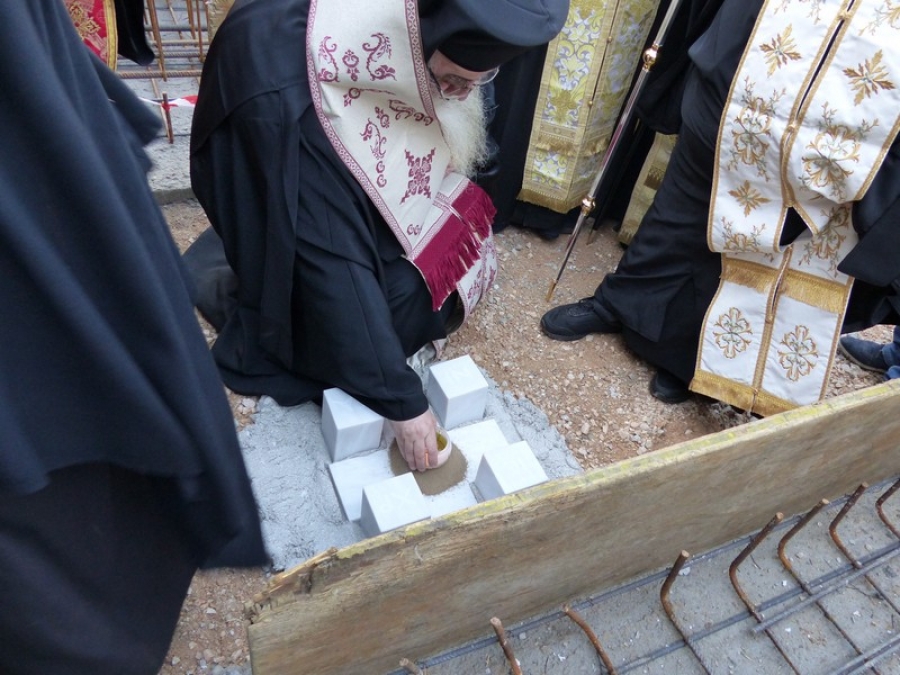 Αγιασμός στον πρώτο ναό της Οσίας Σοφίας της Κλεισούρας στην Καστοριά
