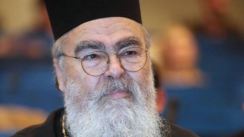 “Η κυβέρνηση κρέμασε στα μανταλάκια 10.000 κληρικούς”