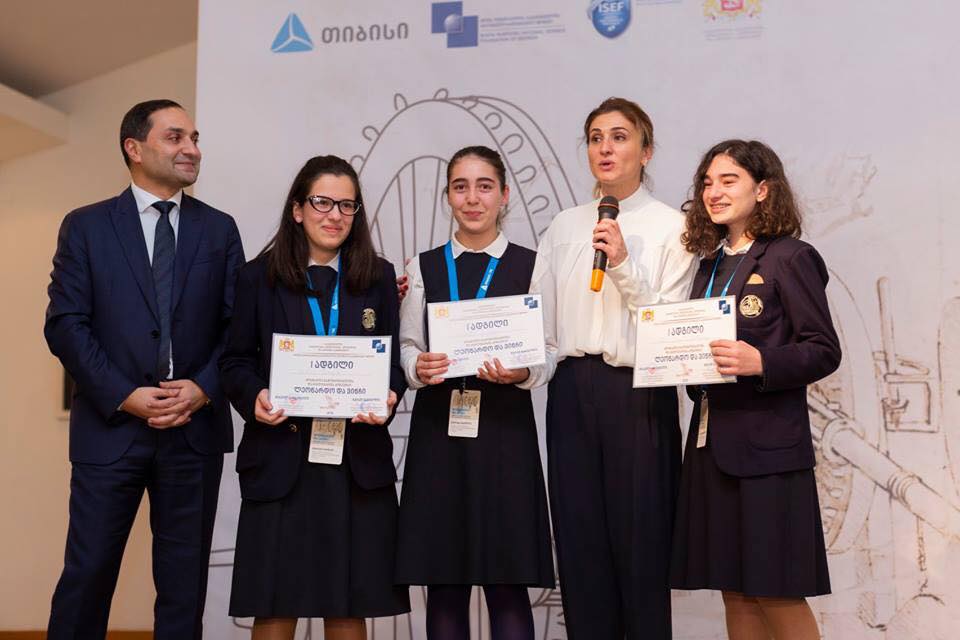 სენაკის წმ. ალექსი შუშანიას სახელობის გიმნაზიის მოსწავლეებმა კონკურსზე ,,ლეონარდო და ვინჩი“ პირველი ადგილი დაიკავეს