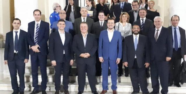 Εκκλησίες και σχολεία στο Κάιρο επισκέφτηκε ο Νίκος Παππάς