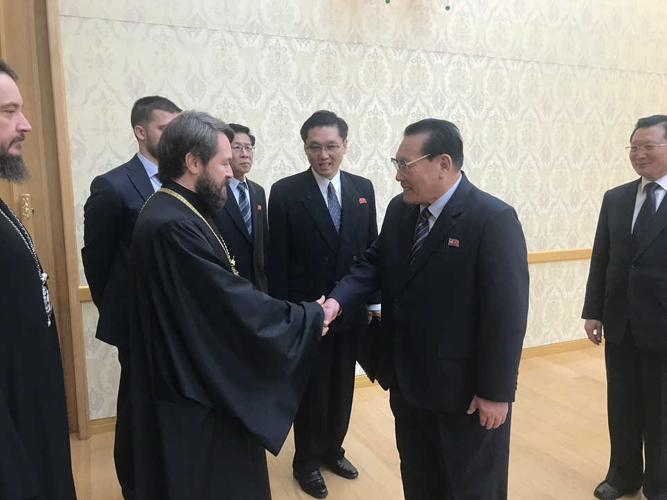 Завершилась рабочая поездка митрополита Илариона в Пхеньян