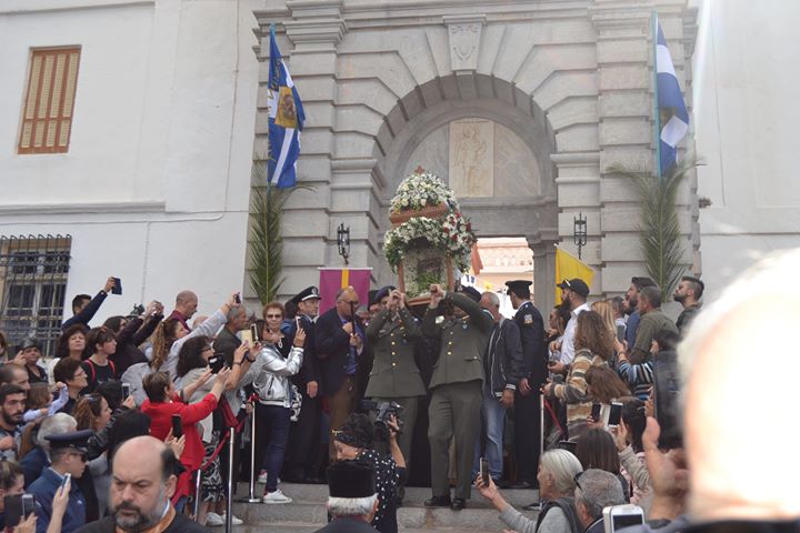 «Βούλιαξε» ο Πανορμίτης Σύμης από προσκυνητές