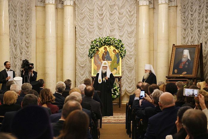 Βραβεία φυσικών επιστημών από τον Πατρ. Κύριλλο