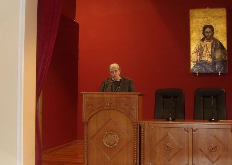 Μητρ.Κορίνθου: Τα Χριστούγεννα είναι μία ευκαιρία να συναντηθούμε με το Θείο Βρέφος