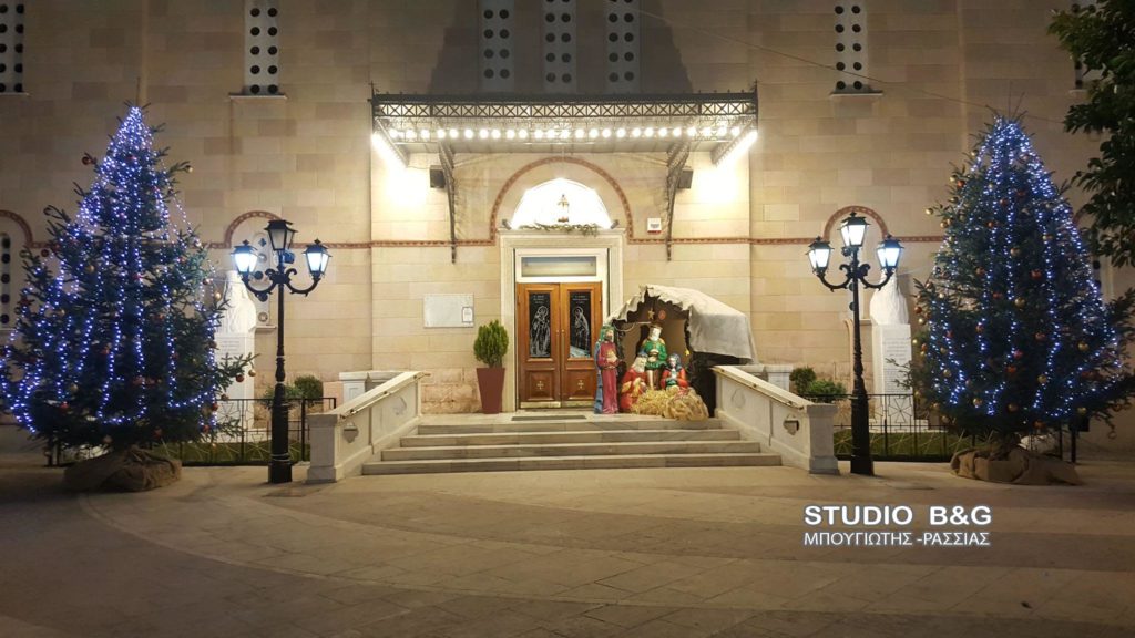 Άργος: Έβαλε τα γιορτινά του ο Ι.Ν. Αγίου Πέτρου (φώτο)