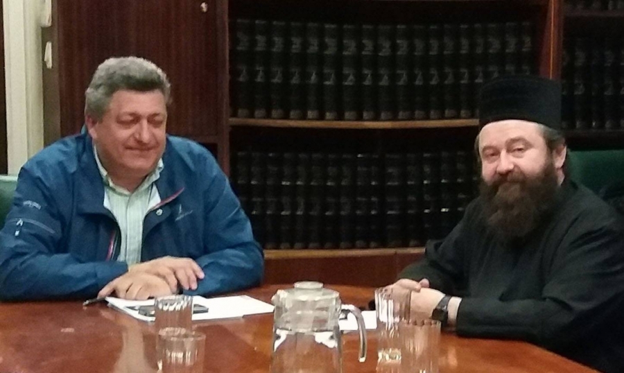 Απόφαση σταθμός για δώρα και στους εν ενεργεία δημοσίους υπαλλήλους