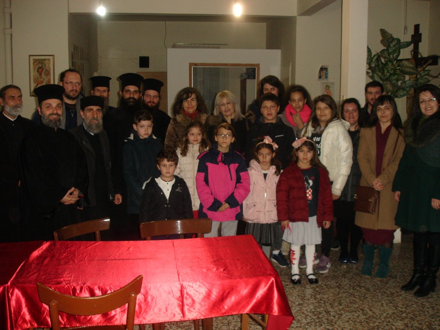 Ένα απόγευμα προσφοράς και αγάπης από τα κατηχητικά της Καρδίτσας