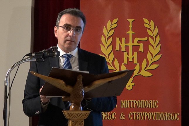Πασχαλίδης: Δεν υπάρχει Θεολογική σχολή