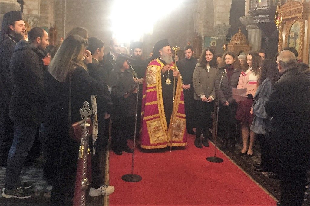 «Χριστός γεννάται» από τους Νέους της Χαλκίδος