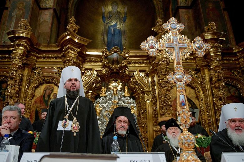 Ο Τόμος, τα ονόματα και το μοίρασμα των Ναών