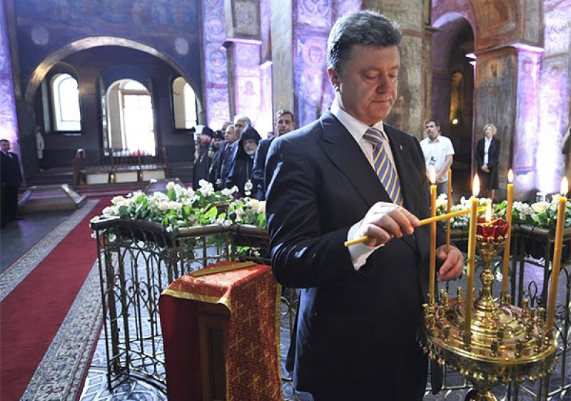 Get your facts straight: Russian church advises Poroshenko to switch history consultants