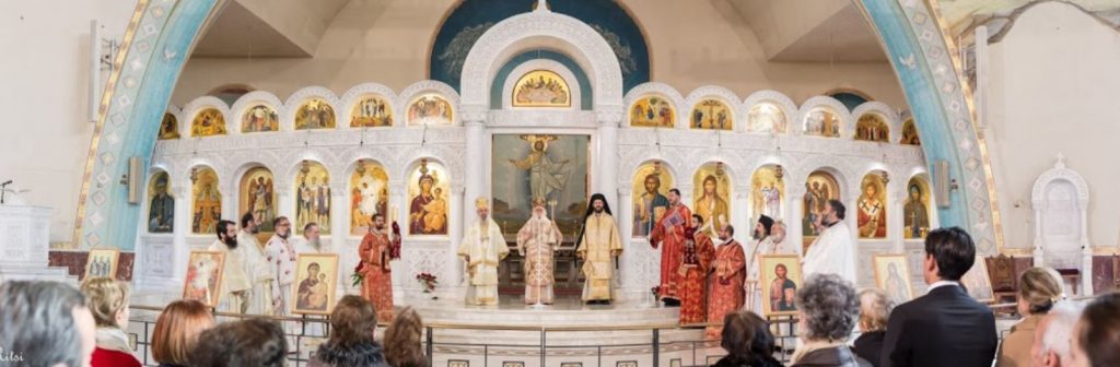 U kremtua me gëzim Krishtlindja