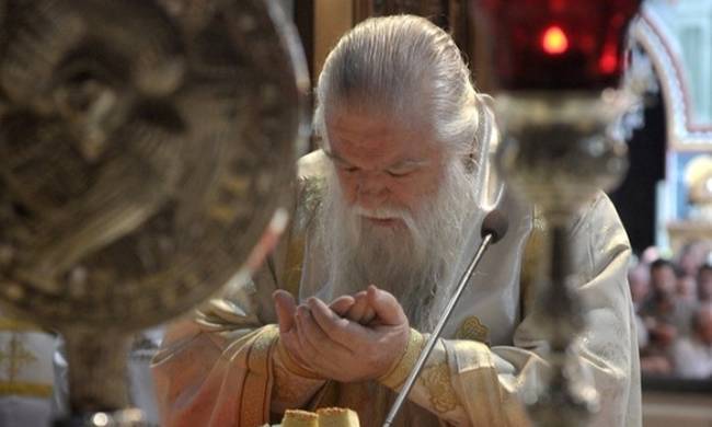 Μητρ. Καλαβρύτων: Διώκεται η πίστη στον Χριστό