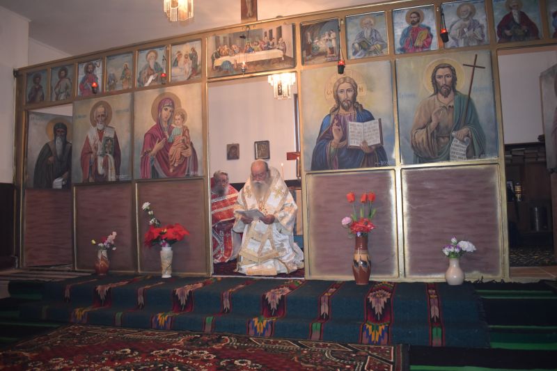 Архиерейски богослужения на празника на св. Николай Чудотворец в Ловчанска епархия