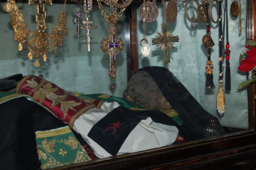 Το Λείψανο του Αγίου Σάββα επιστρέφει στη Μονή του