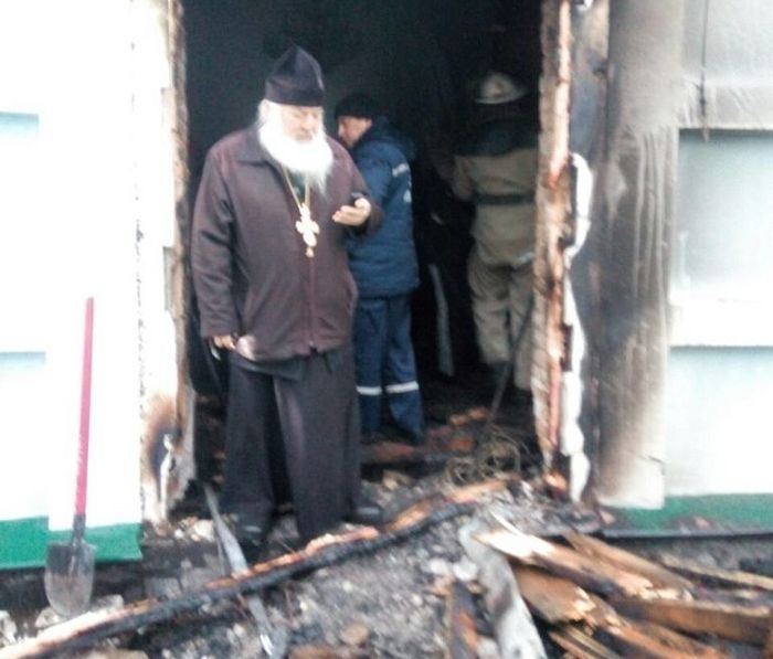 Κάηκε Εκκλησία στην Ουκρανία
