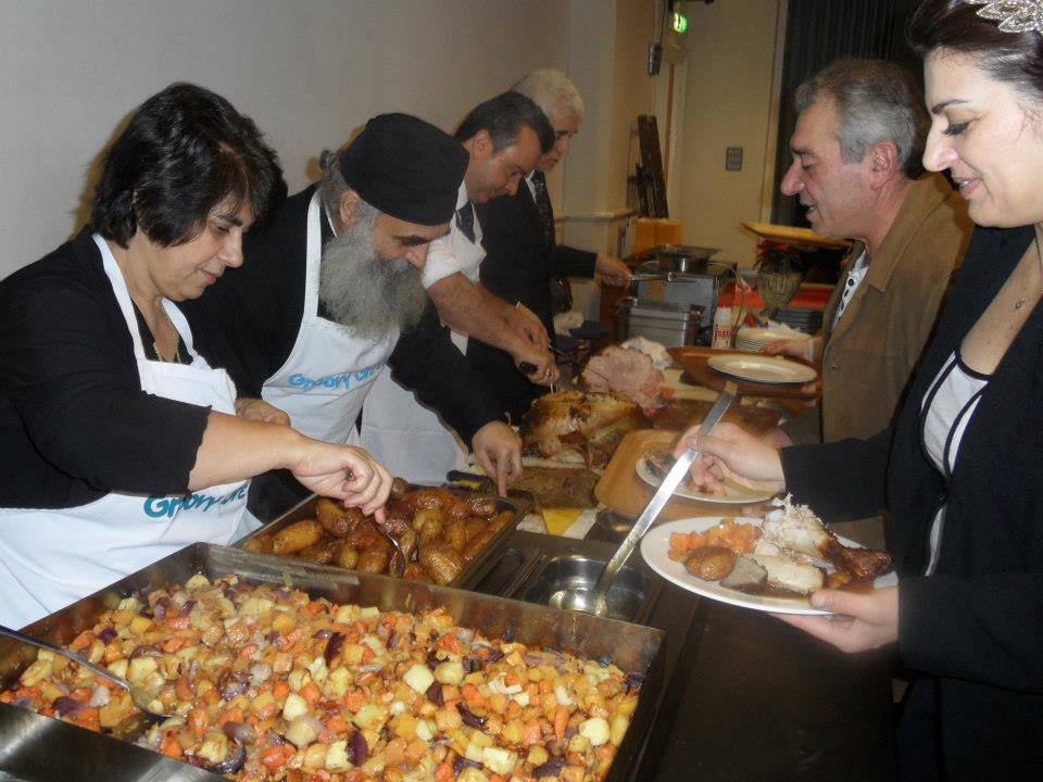 “Τρεις Ιεράρχες” Λίντς: Ετοιμάζονται όμορφα Χριστούγεννα