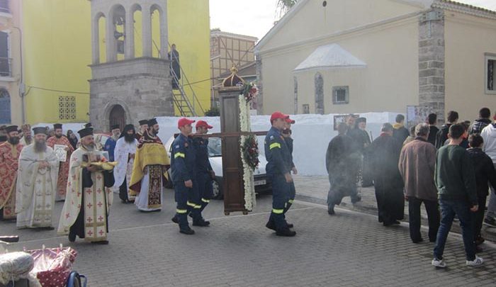 Η λιτανεία του Αγίου Διονυσίου στην πόλη της Λευκάδας