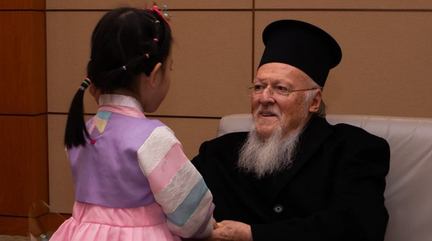 Patriarhul Ecumenic se roagă pentru pacea dintre coreeni