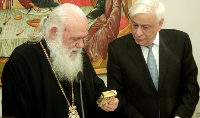 Τηλεφωνική επικοινωνία Παυλόπουλου – Μακαριωτάτου