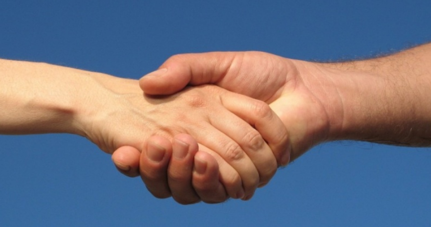 Biserica și Școala au colaborat pentru a ajuta doi tineri bolnavi de cancer din Brăila