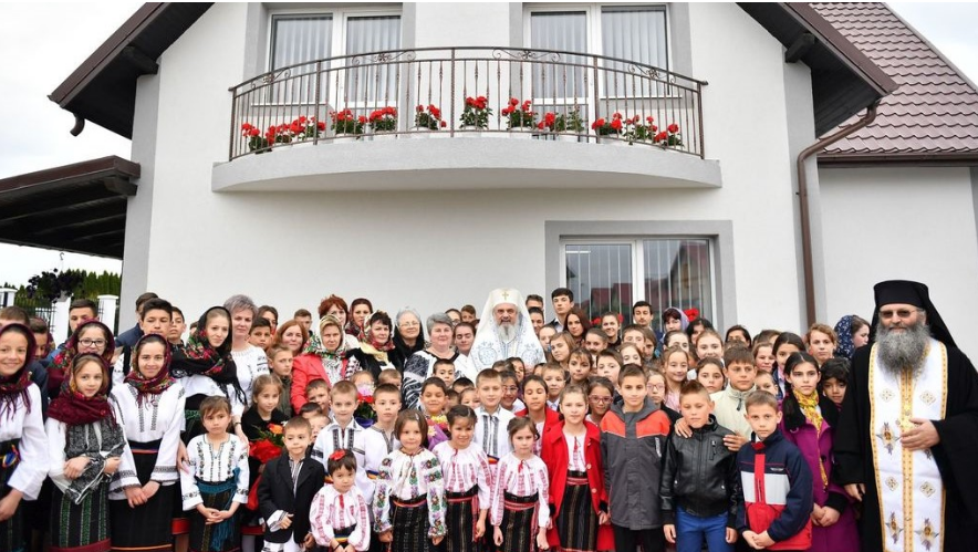 Așezământul social Sf. Ier. Leontie de la Rădăuți, premiat de Ministerul Muncii şi Justiţiei Sociale