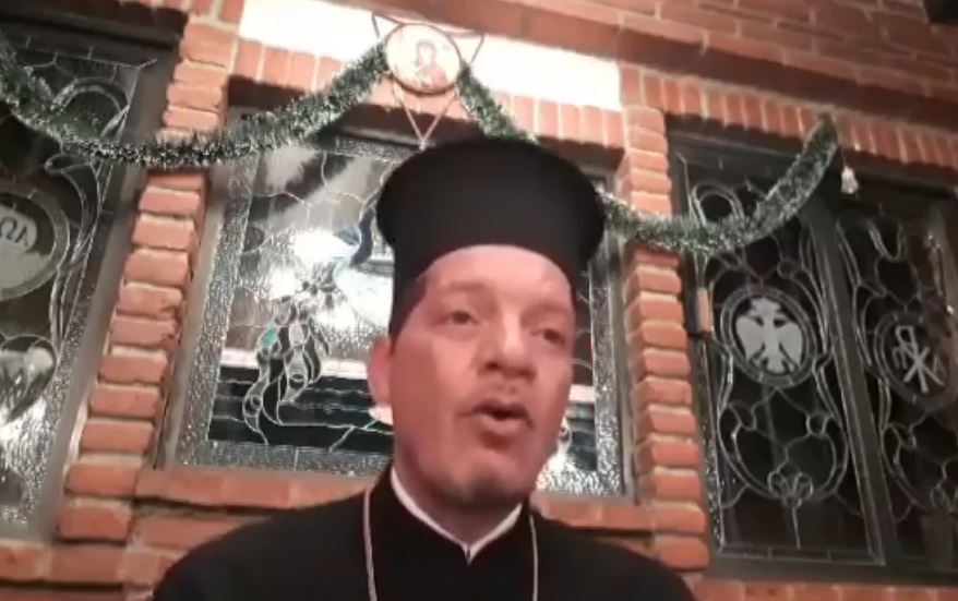 Ο π. Ησύχιος Θάνος από το Μεξικό εύχεται…