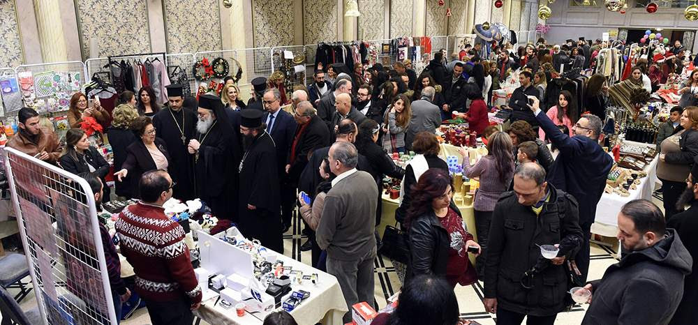 صاحب الغبطة البطريرك يوحنا العاشر يزور معارض ميلادية