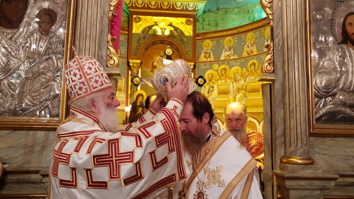 Ζέστανε τις καρδιές ο λόγος του νέου Επισκόπου Μαλάουι