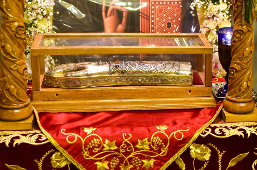 Η Δεξιά Χείρα του Αγίου Νεκταρίου στο Λαγκαδά