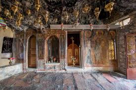 Πανηγυρίζει η ιερά Μονή Οσίου Παταπίου στο Λουτράκι