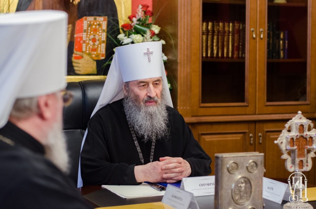 Προτείνει ο Οικουμενικός, γυρίζει πλάτη ο Κιέβου