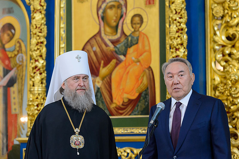 В праздник Рождества Христова Президент Республики Казахстан Н.А. Назарбаев посетил Успенский кафедральный собор Астаны