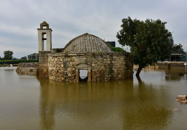 Η βυθισμένη Παναγία της Άσσιας