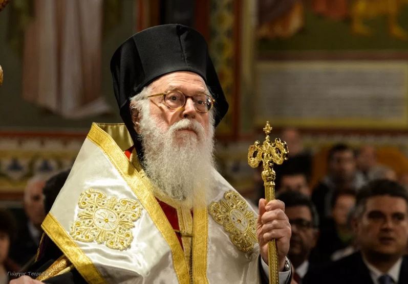 Αρχιεπ. Αλβανίας: “Το Νέο Έτος να ομοιάσουμε στον Μέγα Βασιλείο”