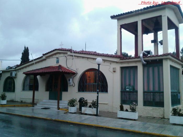 Σε προσκύνηση το λείψανο του αγίου Ιωάννου στο Χαλάνδρι