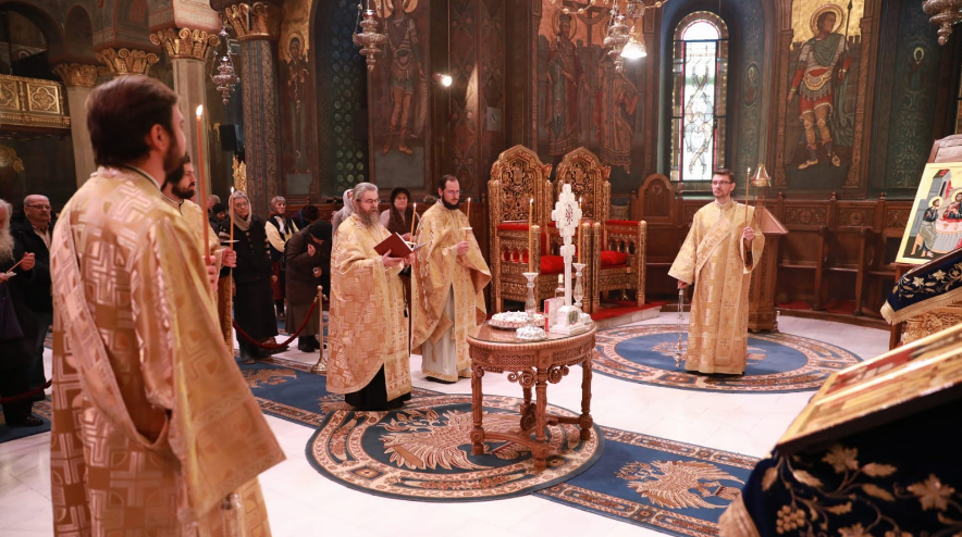 În Catedrala Patriarhală au fost citite rugăciuni pentru sufletul poetului Mihai Eminescu | VIDEO